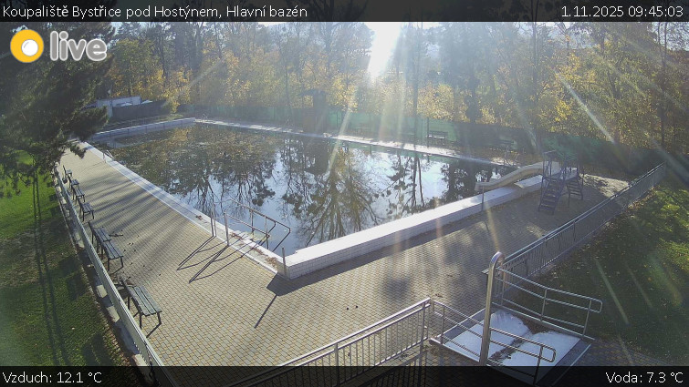 Koupaliště Bystřice pod Hostýnem - Hlavní bazén - 1.11.2025 v 09:45 Koupaliště Bystřice pod Hostýnem - Hlavní bazén - 1.11.2025 v 09:45