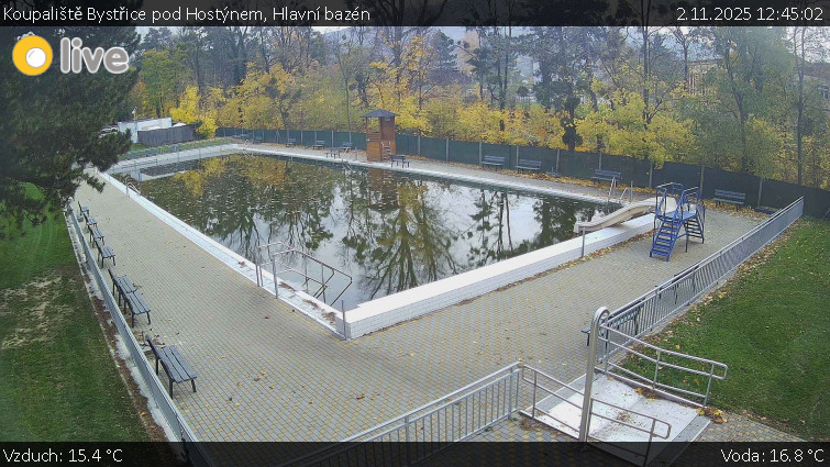 Koupaliště Bystřice pod Hostýnem - Hlavní bazén - 2.11.2025 v 12:45 Koupaliště Bystřice pod Hostýnem - Hlavní bazén - 2.11.2025 v 12:45