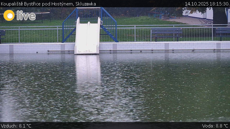 Koupaliště Bystřice pod Hostýnem - Skluzavka - 14.10.2025 v 18:15 Koupaliště Bystřice pod Hostýnem - Skluzavka - 14.10.2025 v 18:15