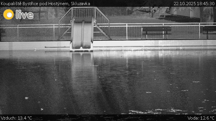 Koupaliště Bystřice pod Hostýnem - Skluzavka - 22.10.2025 v 18:45 Koupaliště Bystřice pod Hostýnem - Skluzavka - 22.10.2025 v 18:45