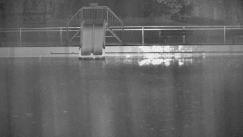 Snímek    3.11.2025 v 01:00