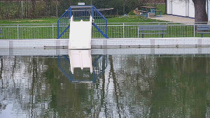 Koupaliště Bystřice pod Hostýnem - Skluzavka - 4.4.2026 v 11:45 Koupaliště Bystřice pod Hostýnem - Skluzavka - 4.4.2026 v 11:45