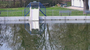 Koupaliště Bystřice pod Hostýnem - Skluzavka - 4.4.2026 v 12:45 Koupaliště Bystřice pod Hostýnem - Skluzavka - 4.4.2026 v 12:45