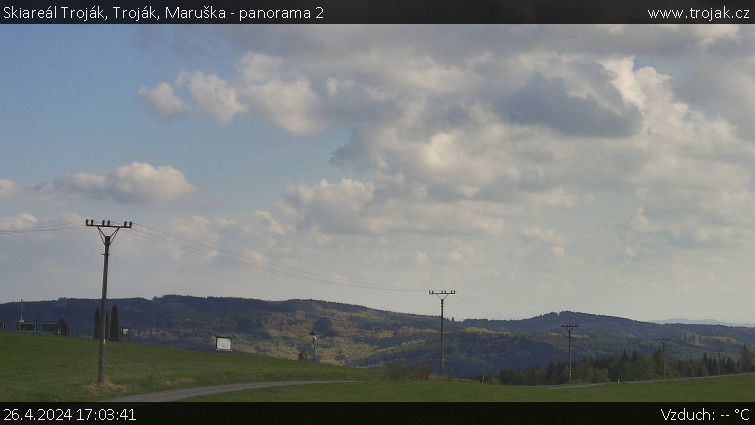 Skiareál Troják - Troják, Maruška - panorama 2 - 26.4.2024 v 17:03