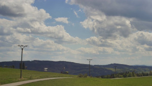 Skiareál Troják - Troják, Maruška - panorama 2 - 27.4.2024 v 14:03