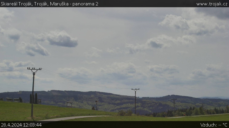 Skiareál Troják - Troják, Maruška - panorama 2 - 28.4.2024 v 12:03