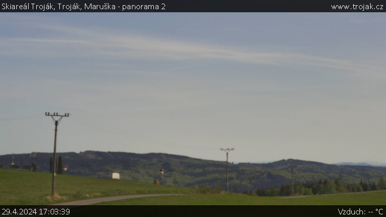 Skiareál Troják - Troják, Maruška - panorama 2 - 29.4.2024 v 17:03
