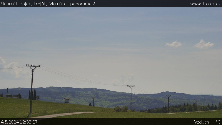Skiareál Troják - Troják, Maruška - panorama 2 - 4.5.2024 v 12:33