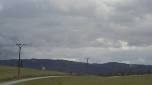 Skiareál Troják - Troják, Maruška - panorama 2 - 7.10.2025 v 13:03 Skiareál Troják - Troják, Maruška - panorama 2 - 7.10.2025 v 13:03