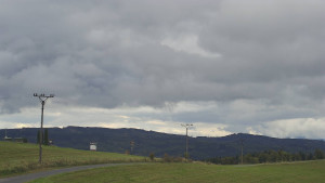Skiareál Troják - Troják, Maruška - panorama 2 - 7.10.2025 v 15:03 Skiareál Troják - Troják, Maruška - panorama 2 - 7.10.2025 v 15:03