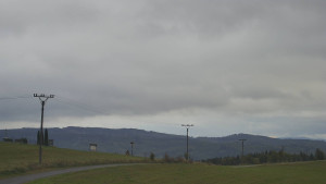 Skiareál Troják - Troják, Maruška - panorama 2 - 7.10.2025 v 17:03 Skiareál Troják - Troják, Maruška - panorama 2 - 7.10.2025 v 17:03