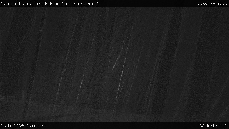 Skiareál Troják - Troják, Maruška - panorama 2 - 23.10.2025 v 23:03 Skiareál Troják - Troják, Maruška - panorama 2 - 23.10.2025 v 23:03