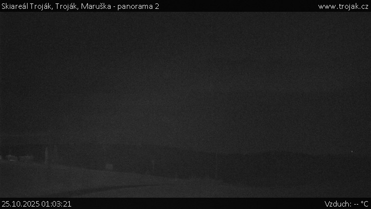 Skiareál Troják - Troják, Maruška - panorama 2 - 25.10.2025 v 01:03 Skiareál Troják - Troják, Maruška - panorama 2 - 25.10.2025 v 01:03