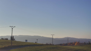 Skiareál Troják - Troják, Maruška - panorama 2 - 6.11.2025 v 08:03 Skiareál Troják - Troják, Maruška - panorama 2 - 6.11.2025 v 08:03