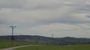 Skiareál Troják - Troják, Maruška - panorama 2 - 5.5.2026 v 14:03 Skiareál Troják - Troják, Maruška - panorama 2 - 5.5.2026 v 14:03