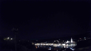 Městečko Milna - ACI Marina Milna - 15.11.2025 v 00:15 Městečko Milna - ACI Marina Milna - 15.11.2025 v 00:15