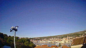 Městečko Milna - ACI Marina Milna - 26.12.2025 v 13:15 Městečko Milna - ACI Marina Milna - 26.12.2025 v 13:15