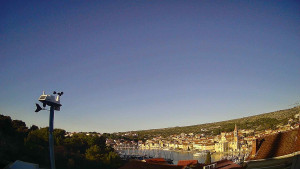 Městečko Milna - ACI Marina Milna - 26.12.2025 v 14:45 Městečko Milna - ACI Marina Milna - 26.12.2025 v 14:45