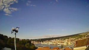 Městečko Milna - ACI Marina Milna - 30.12.2025 v 13:45 Městečko Milna - ACI Marina Milna - 30.12.2025 v 13:45