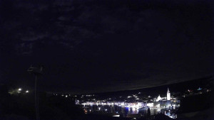 Městečko Milna - ACI Marina Milna - 2.1.2026 v 05:45 Městečko Milna - ACI Marina Milna - 2.1.2026 v 05:45