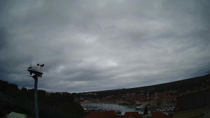 Městečko Milna - ACI Marina Milna - 6.1.2026 v 12:45 Městečko Milna - ACI Marina Milna - 6.1.2026 v 12:45