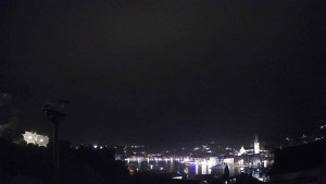 Městečko Milna - ACI Marina Milna - 6.1.2026 v 20:45 Městečko Milna - ACI Marina Milna - 6.1.2026 v 20:45