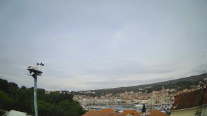 Městečko Milna - ACI Marina Milna - 12.3.2026 v 11:45 Městečko Milna - ACI Marina Milna - 12.3.2026 v 11:45