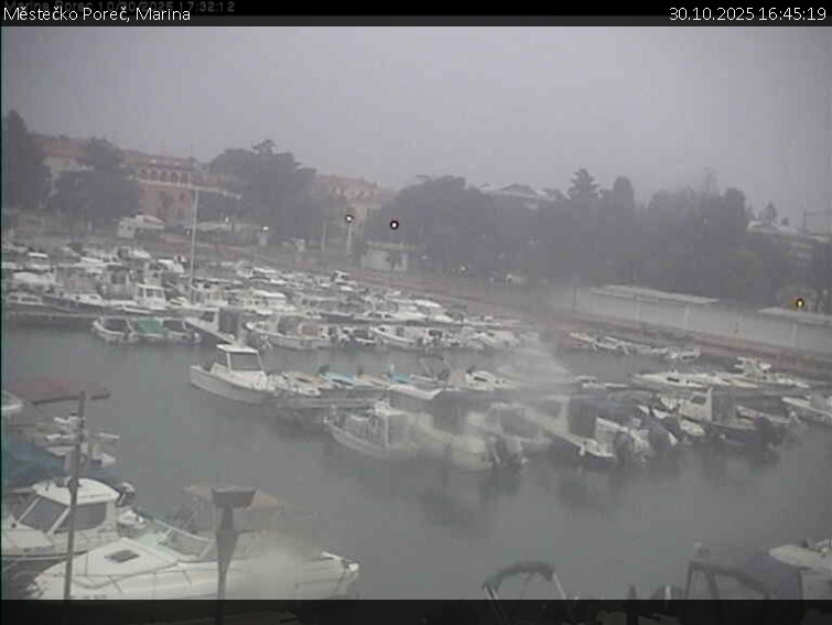 Městečko Poreč - Marina - 30.10.2025 v 16:45 Městečko Poreč - Marina - 30.10.2025 v 16:45