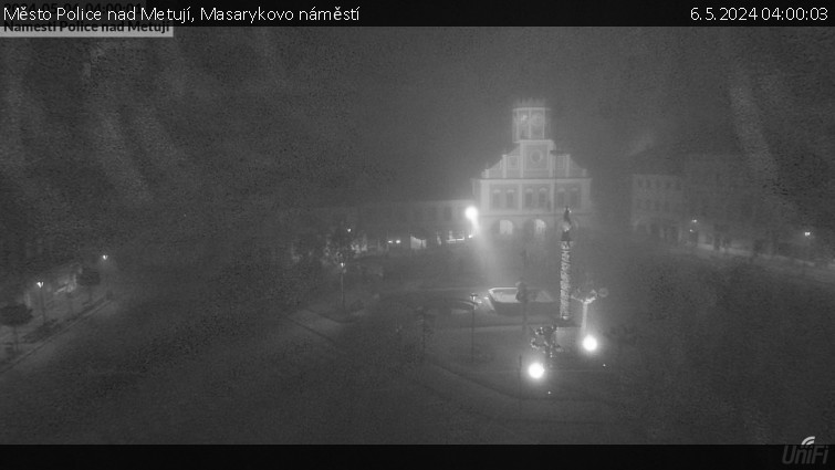 Město Police nad Metují - Masarykovo náměstí - 6.5.2024 v 04:00
