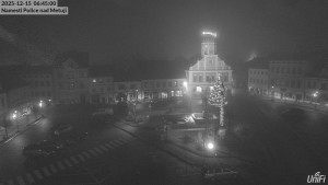 Město Police nad Metují - Masarykovo náměstí - 15.12.2025 v 06:45 Město Police nad Metují - Masarykovo náměstí - 15.12.2025 v 06:45