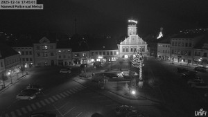 Město Police nad Metují - Masarykovo náměstí - 16.12.2025 v 17:45 Město Police nad Metují - Masarykovo náměstí - 16.12.2025 v 17:45