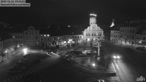 Město Police nad Metují - Masarykovo náměstí - 16.12.2025 v 19:15 Město Police nad Metují - Masarykovo náměstí - 16.12.2025 v 19:15