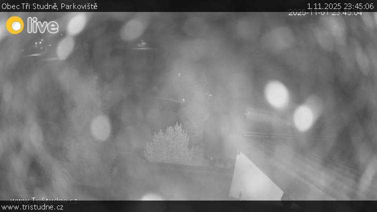 Obec Tři Studně - Parkoviště - 1.11.2025 v 23:45 Obec Tři Studně - Parkoviště - 1.11.2025 v 23:45
