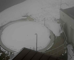 Ski areál SEVERKA v Dolní Lomné - Pohled na bazén - 3.3.2023 v 12:00