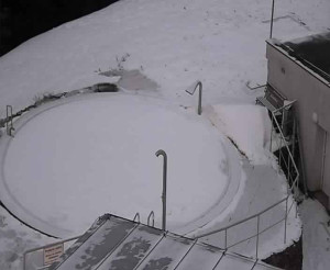 Ski areál SEVERKA v Dolní Lomné - Pohled na bazén - 7.3.2023 v 06:01