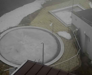 Ski areál SEVERKA v Dolní Lomné - Pohled na bazén - 21.3.2023 v 16:01