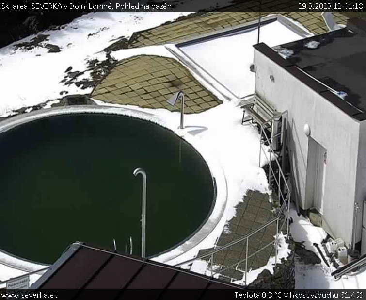 Ski areál SEVERKA v Dolní Lomné - Pohled na bazén - 29.3.2023 v 12:01