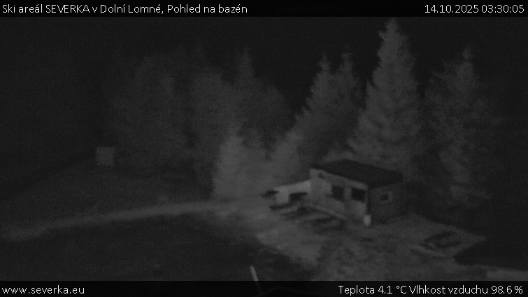 Ski areál SEVERKA v Dolní Lomné - Pohled na bazén - 14.10.2025 v 03:30 Ski areál SEVERKA v Dolní Lomné - Pohled na bazén - 14.10.2025 v 03:30