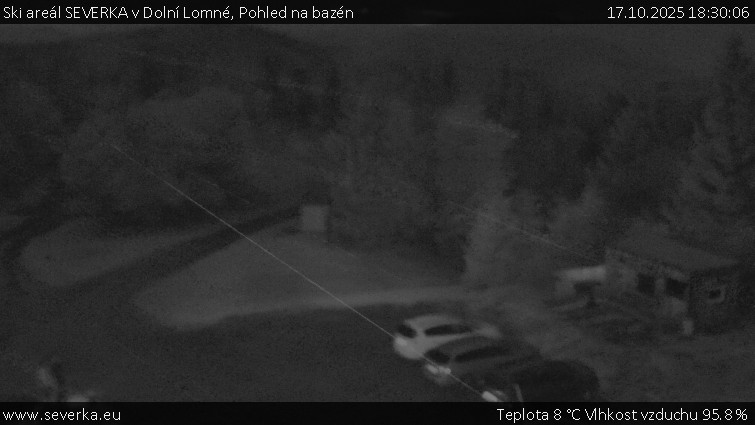 Ski areál SEVERKA v Dolní Lomné - Pohled na bazén - 17.10.2025 v 18:30 Ski areál SEVERKA v Dolní Lomné - Pohled na bazén - 17.10.2025 v 18:30