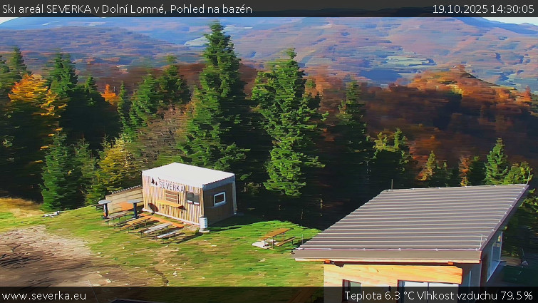 Ski areál SEVERKA v Dolní Lomné - Pohled na bazén - 19.10.2025 v 14:30 Ski areál SEVERKA v Dolní Lomné - Pohled na bazén - 19.10.2025 v 14:30