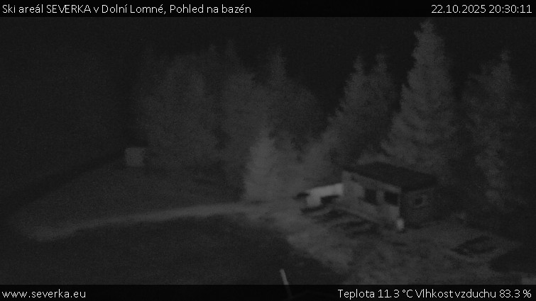 Ski areál SEVERKA v Dolní Lomné - Pohled na bazén - 22.10.2025 v 20:30 Ski areál SEVERKA v Dolní Lomné - Pohled na bazén - 22.10.2025 v 20:30