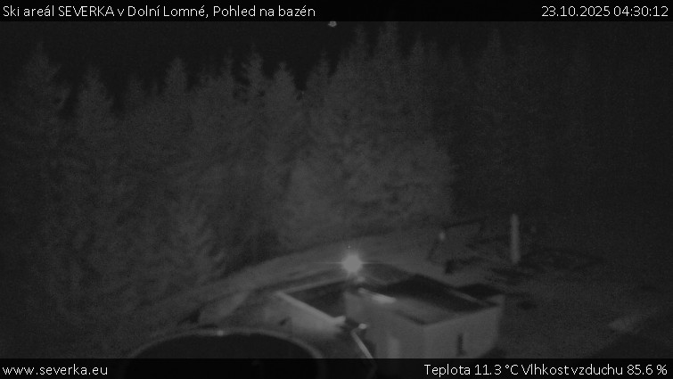 Ski areál SEVERKA v Dolní Lomné - Pohled na bazén - 23.10.2025 v 04:30 Ski areál SEVERKA v Dolní Lomné - Pohled na bazén - 23.10.2025 v 04:30