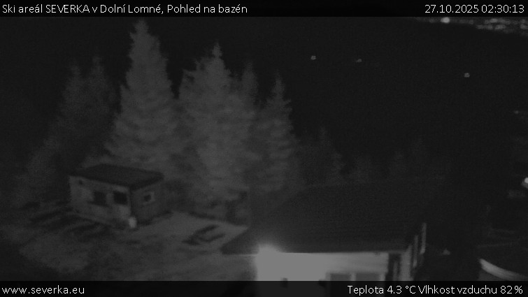 Ski areál SEVERKA v Dolní Lomné - Pohled na bazén - 27.10.2025 v 02:30 Ski areál SEVERKA v Dolní Lomné - Pohled na bazén - 27.10.2025 v 02:30
