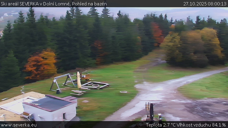 Ski areál SEVERKA v Dolní Lomné - Pohled na bazén - 27.10.2025 v 08:00 Ski areál SEVERKA v Dolní Lomné - Pohled na bazén - 27.10.2025 v 08:00