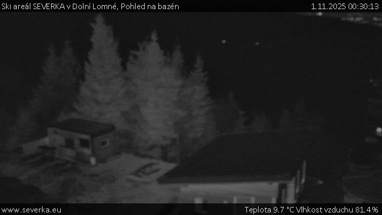 Ski areál SEVERKA v Dolní Lomné - Pohled na bazén - 1.11.2025 v 00:30 Ski areál SEVERKA v Dolní Lomné - Pohled na bazén - 1.11.2025 v 00:30