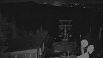 Snímek    4.11.2025 v 00:30