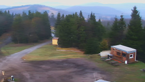 Ski areál SEVERKA v Dolní Lomné - Pohled na bazén - 15.11.2025 v 08:00 Ski areál SEVERKA v Dolní Lomné - Pohled na bazén - 15.11.2025 v 08:00