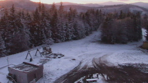 Ski areál SEVERKA v Dolní Lomné - Pohled na bazén - 18.11.2025 v 16:30 Ski areál SEVERKA v Dolní Lomné - Pohled na bazén - 18.11.2025 v 16:30