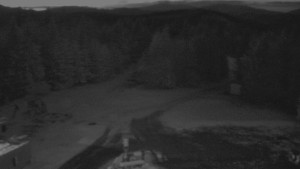 Ski areál SEVERKA v Dolní Lomné - Pohled na bazén - 18.11.2025 v 17:00 Ski areál SEVERKA v Dolní Lomné - Pohled na bazén - 18.11.2025 v 17:00