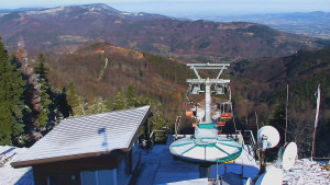 Ski areál SEVERKA v Dolní Lomné - Pohled na bazén - 19.11.2025 v 10:00 Ski areál SEVERKA v Dolní Lomné - Pohled na bazén - 19.11.2025 v 10:00